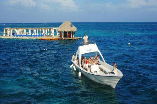 Republique Dominicaine Punta Cana ADN Voyage Activity Reef Explorer View 1