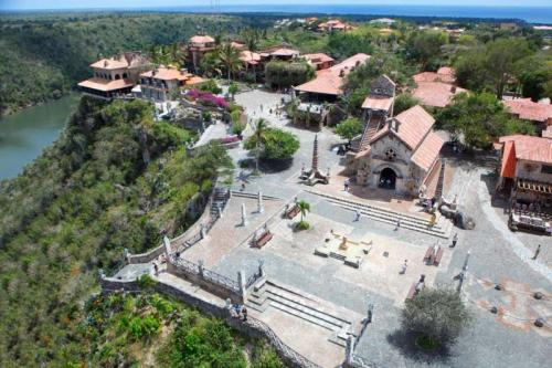 Republique Dominicaine Punta Cana Bayhibe ADN Voyage Activity Altos De Chavon View 3